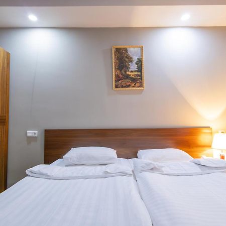 Gyumri Hotel Luaran gambar