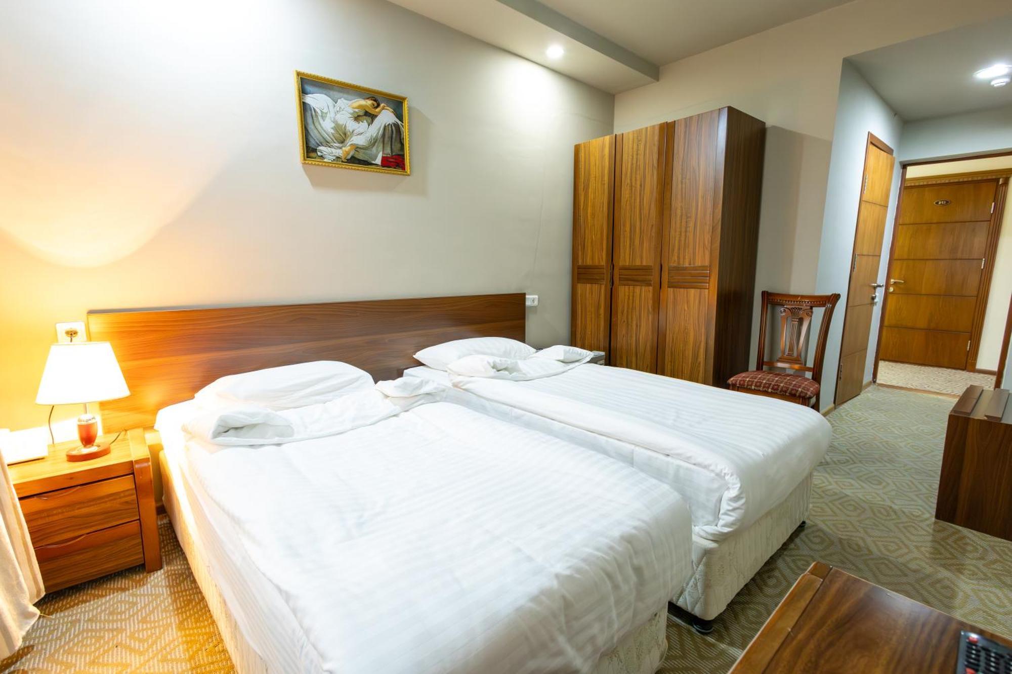 Gyumri Hotel Luaran gambar